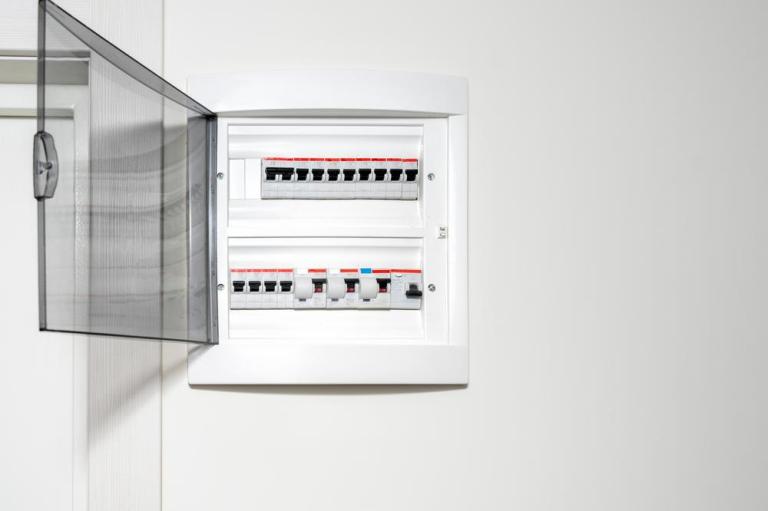 Nos conseils pour une installation électrique fiable à Beauvais